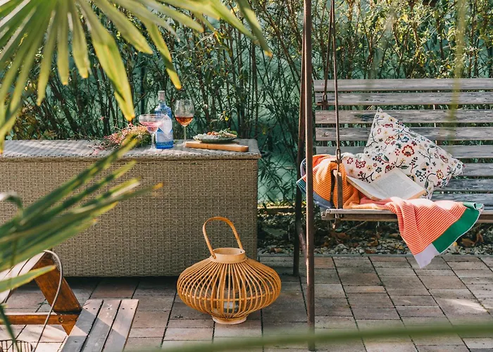 Kali Lugas Vendeghaz בית נופש *